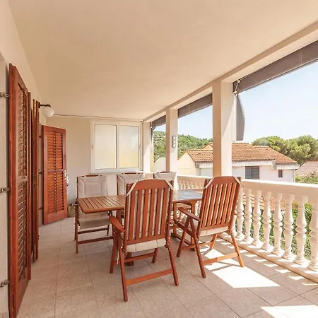 Two-bedroom In Пировац